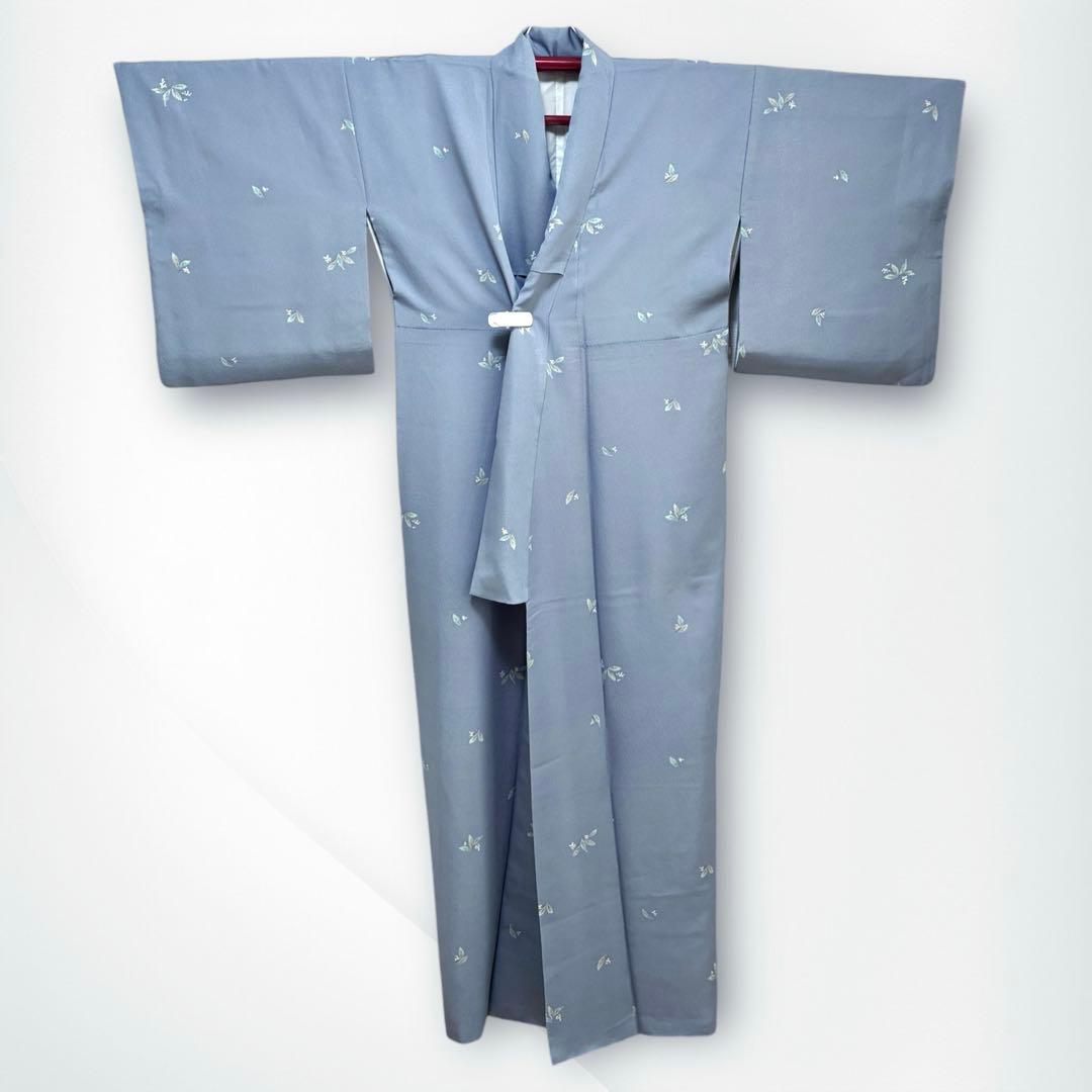 【良品✨】東レシルック　洗える着物　飛び柄小紋　浅葱鼠　葉と実　手縫い仕立てK5