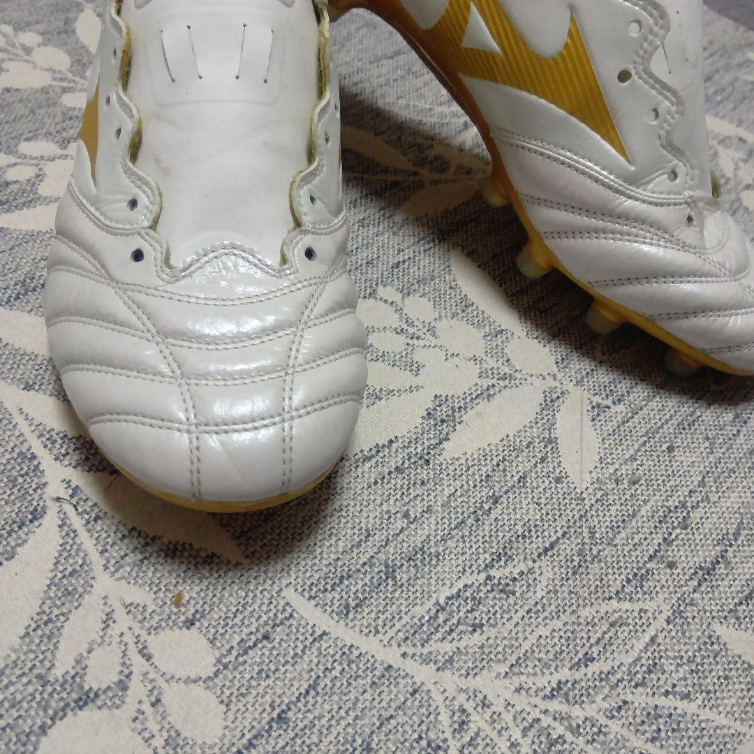 Mizuno サッカーシューズ ホワイト/ゴールド