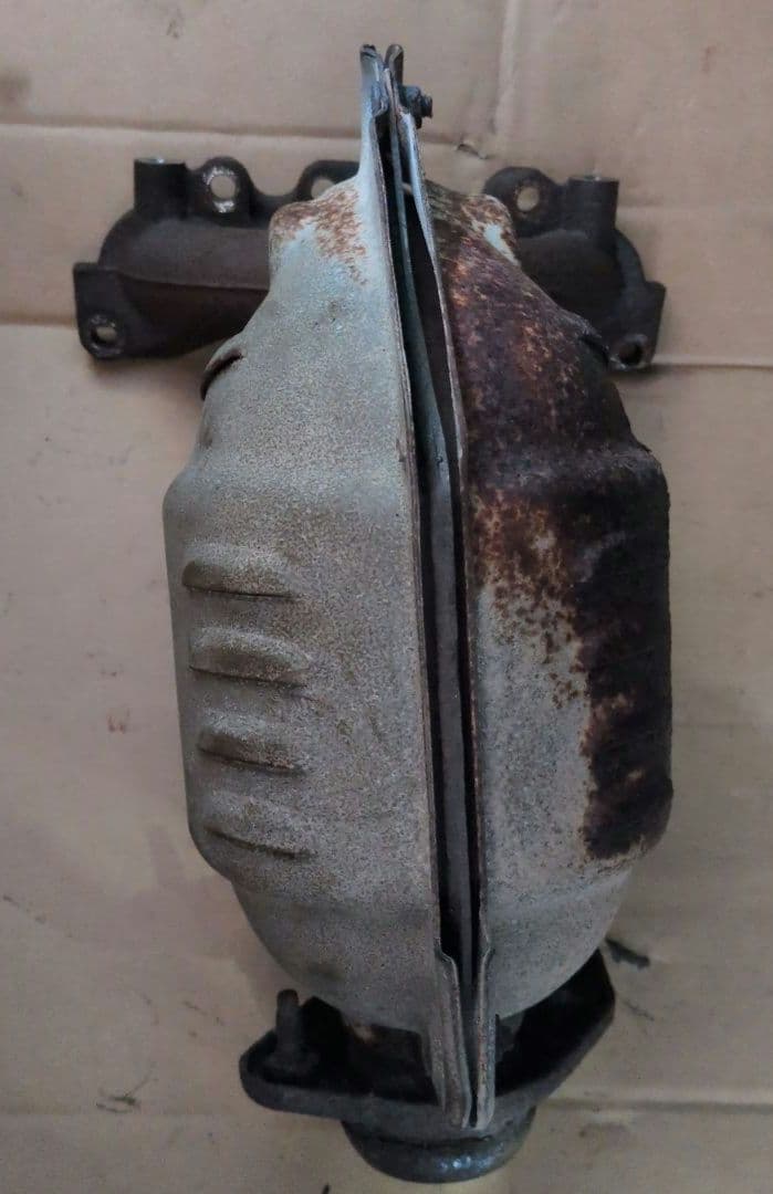 ホンダ　エキマニ　JD2 E07Z ジャンク！　ボルト折れ