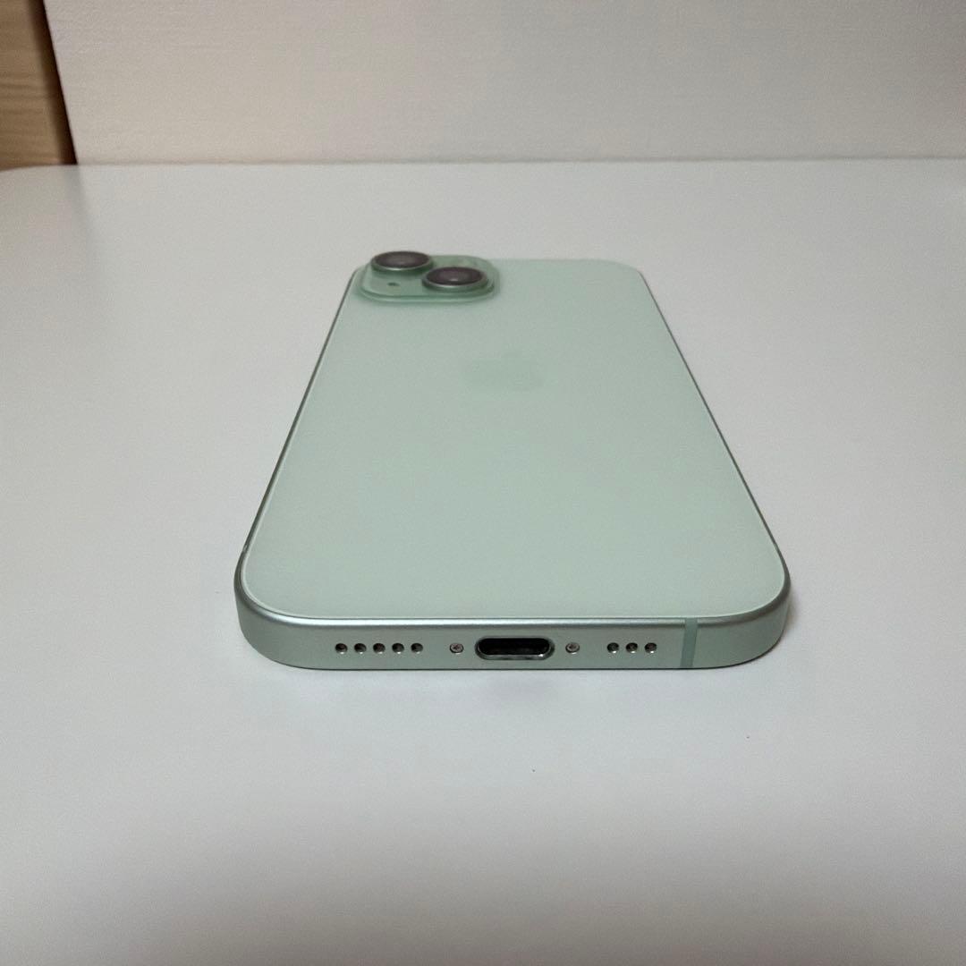 iPhone15 256GB 香港版 緑 デュアルSIM シャッター音無 90%