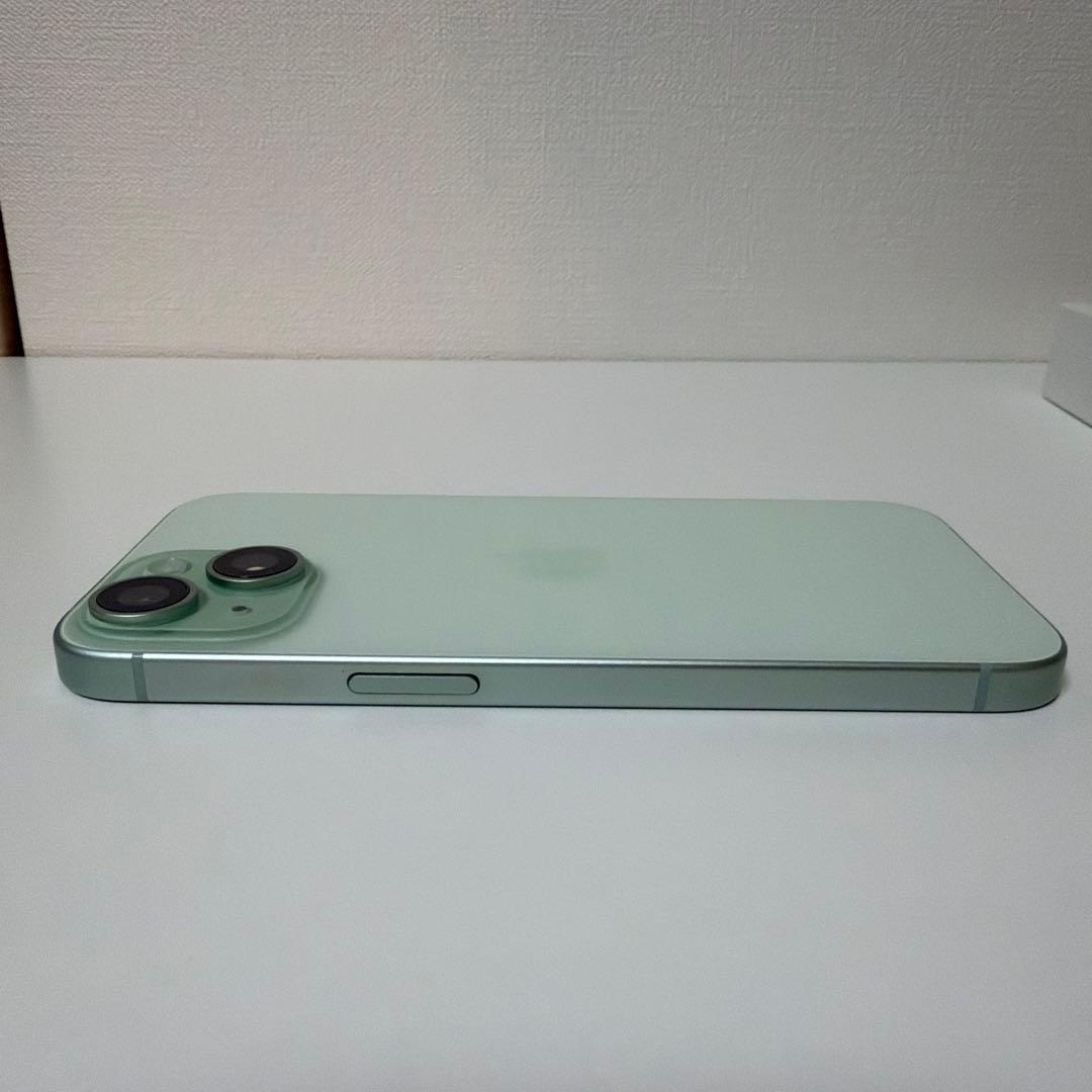 iPhone15 256GB 香港版 緑 デュアルSIM シャッター音無 90%