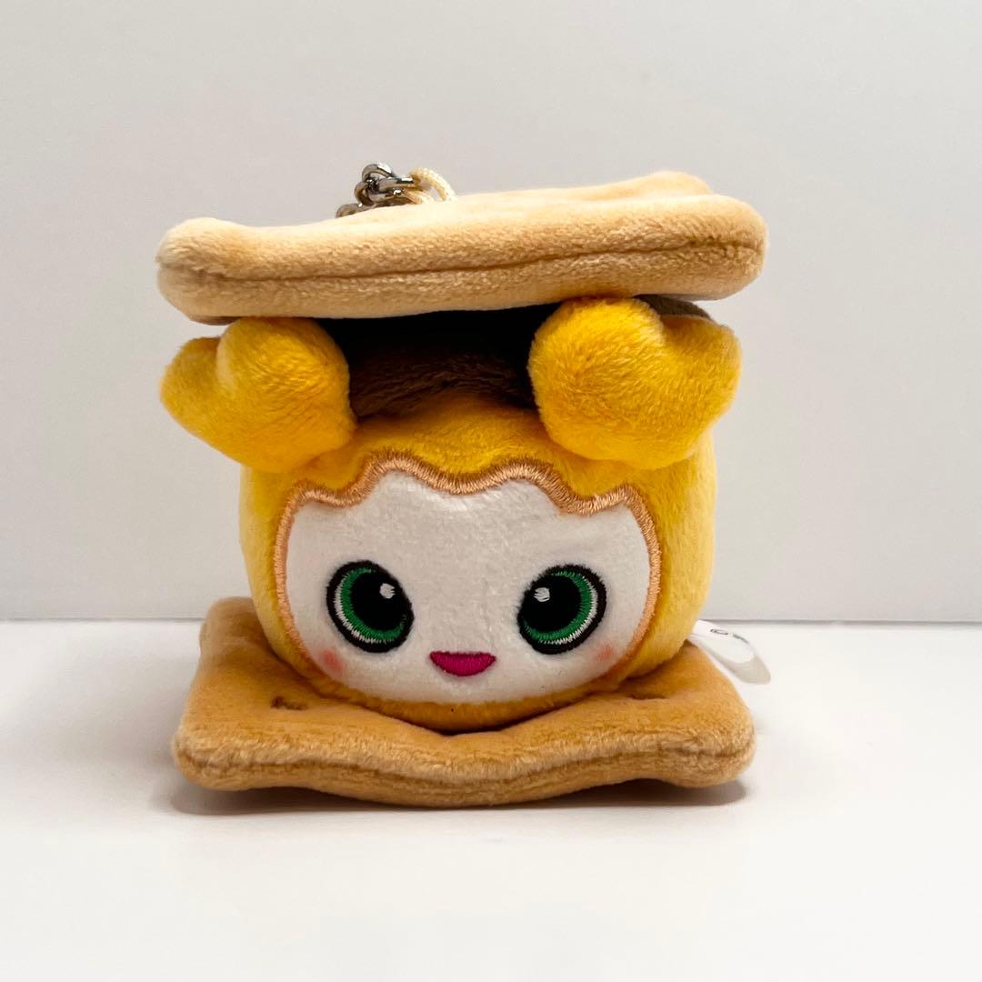 TWICE スモア風 ジブリーバッグチャーム(ジヒョ)