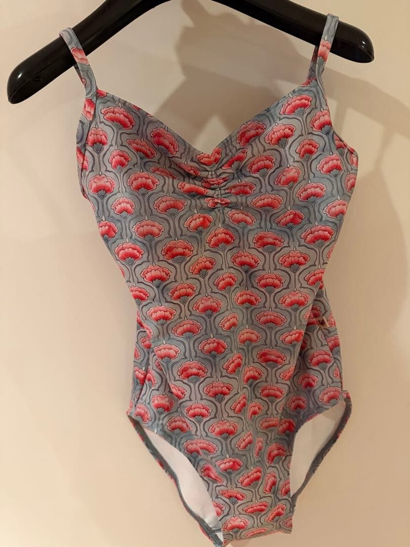 新品 M size unoa Frappe ウノア レオタード バレエ