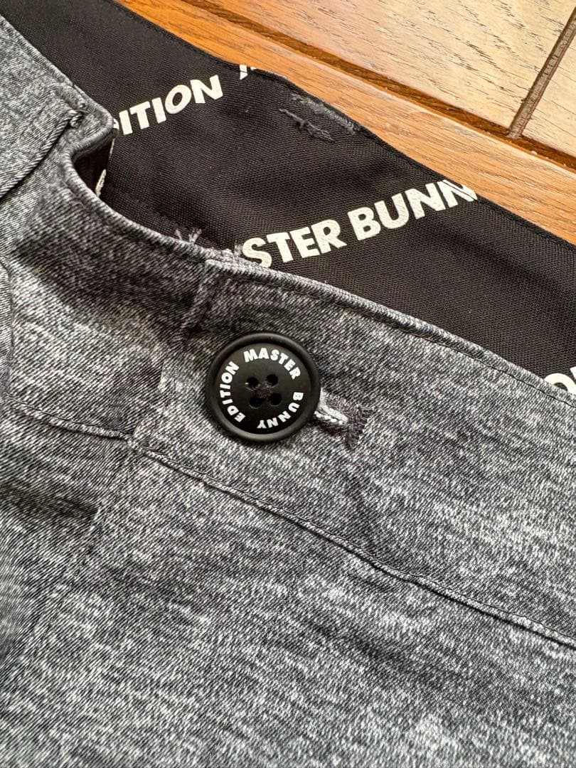 新品！未使用！MASTER BUNNY パーリーゲイツ　ゴルフパンツ　サイズ4