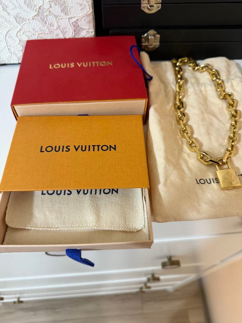 LOUIS VUITTON MP2993 ネックレス・LV エッジ カデナ