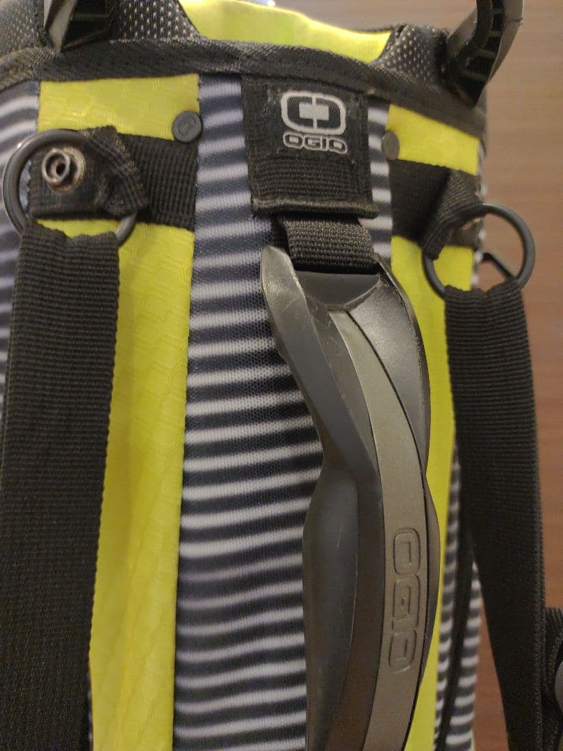 OGIO オジオ　GROM スタンドキャディバッグ　14分割