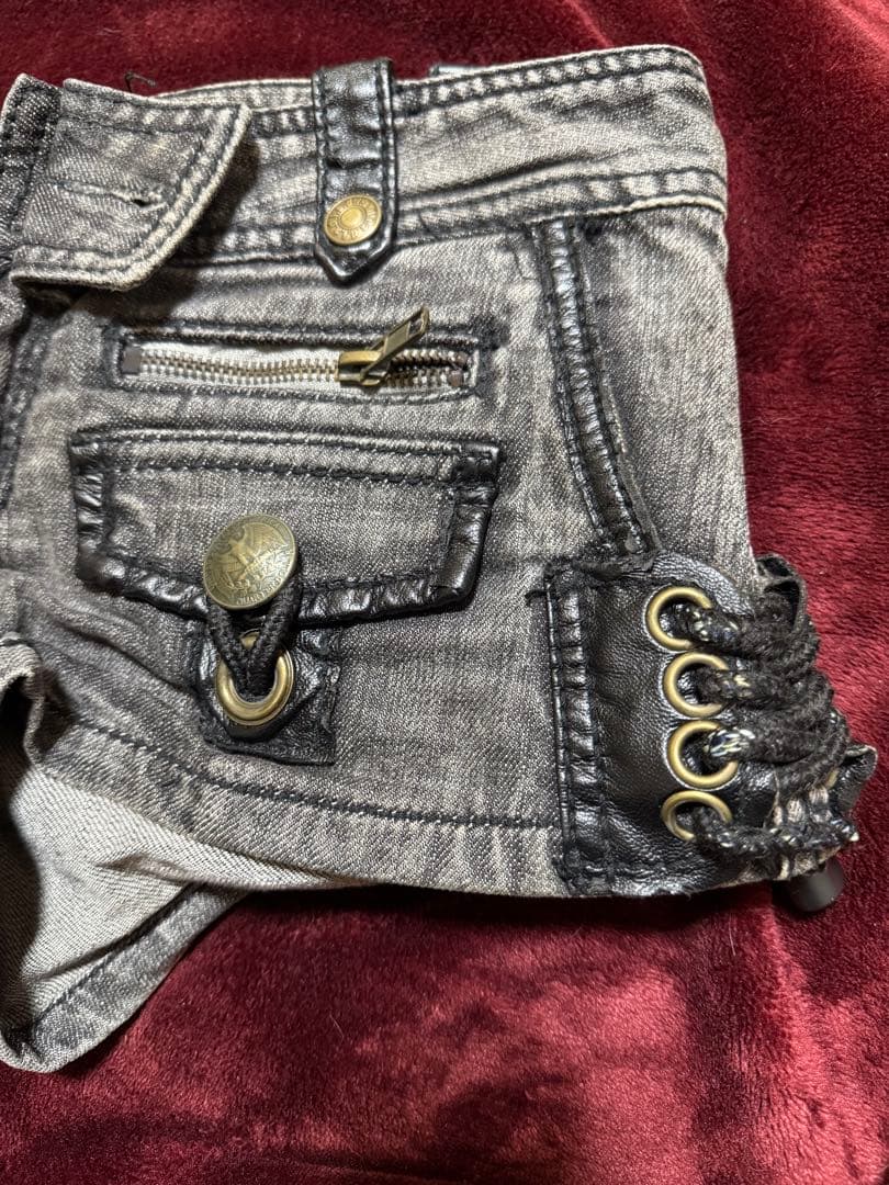 d.i.a[正規品]ファー付きグレーショートパンツ