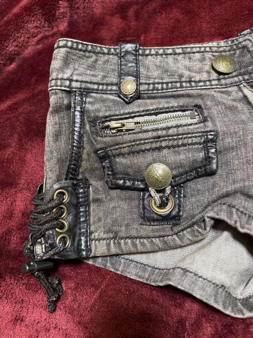 d.i.a[正規品]ファー付きグレーショートパンツ