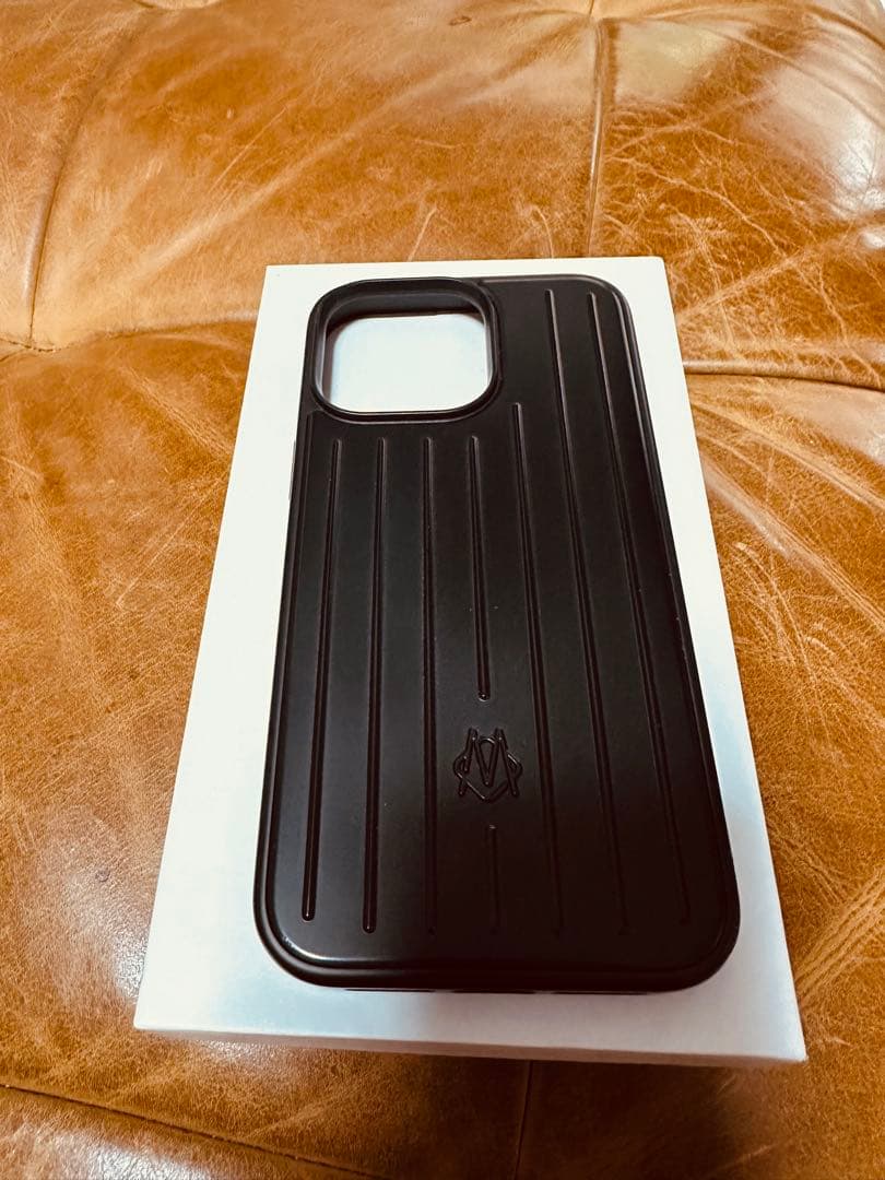RIMOWA ブラック iPhoneケース　14Pro MAX