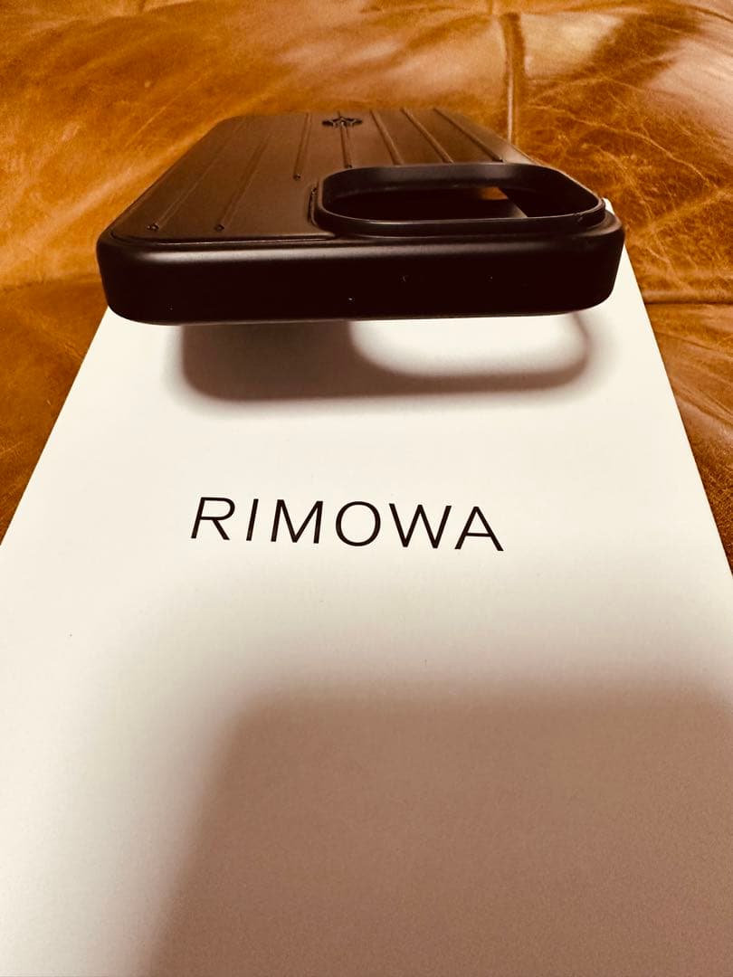 RIMOWA ブラック iPhoneケース　14Pro MAX