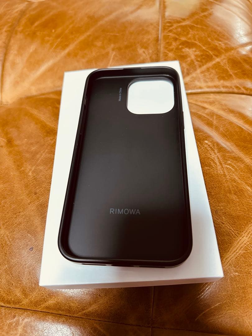 RIMOWA ブラック iPhoneケース　14Pro MAX