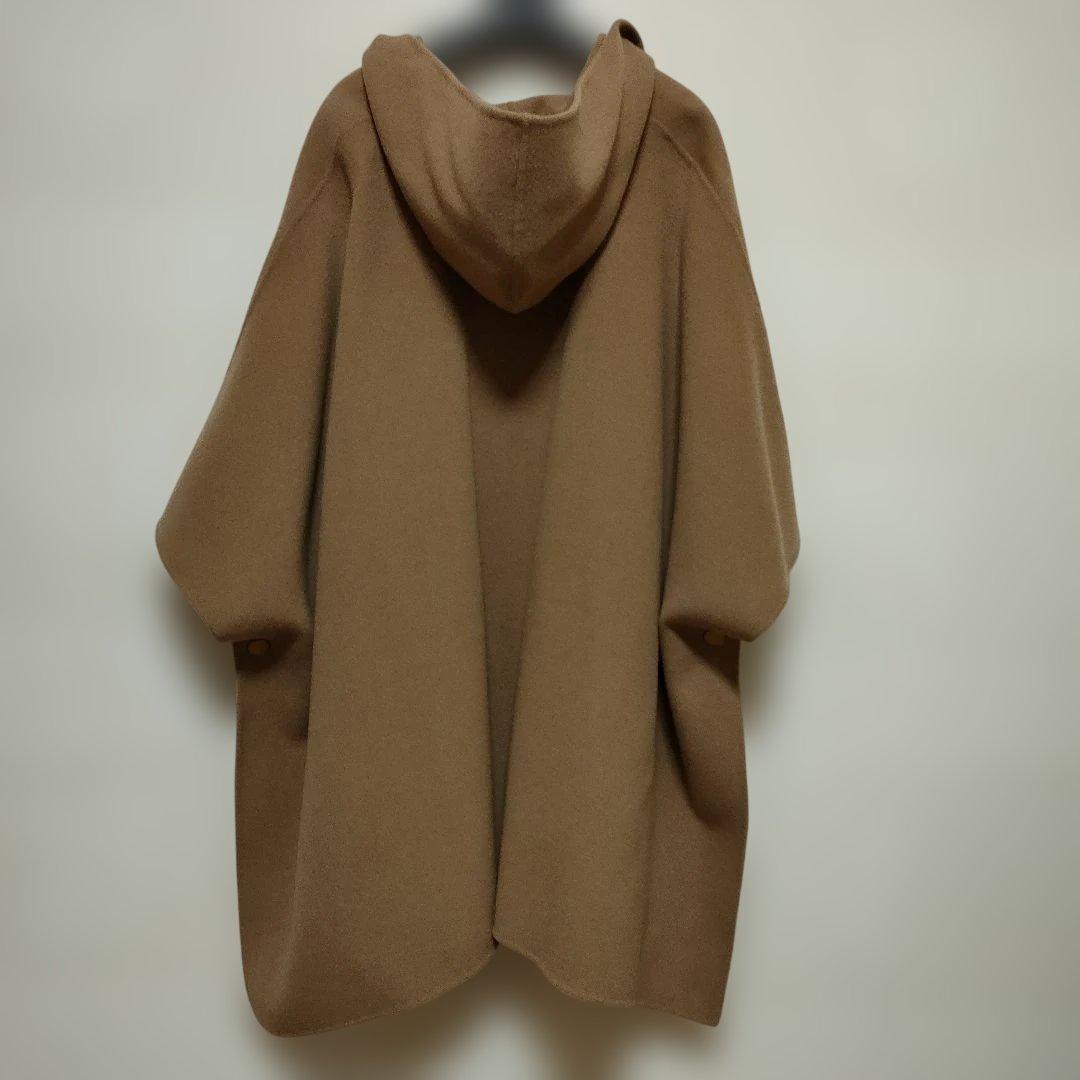 美品　ルーニィ ケープコート 金ボタン フード キャメル