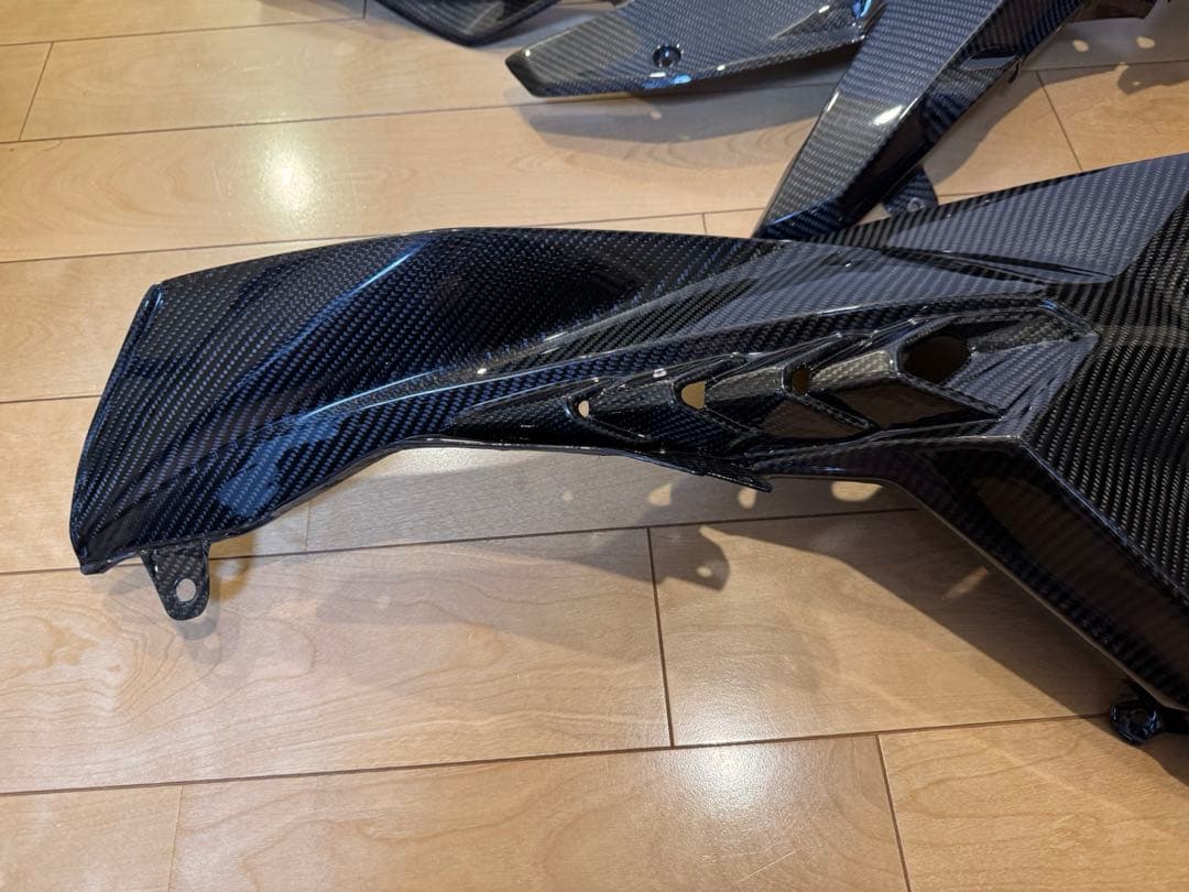 A-TECH エーテック タンクサイドカバーSPL ZX-25R ZX-4R用