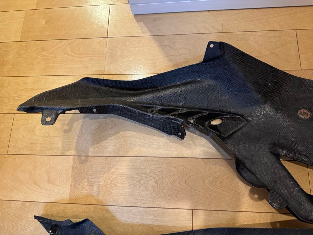 A-TECH エーテック タンクサイドカバーSPL ZX-25R ZX-4R用