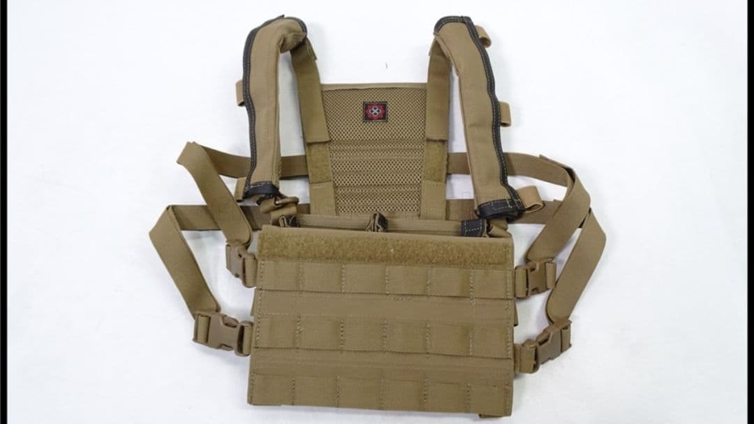 田村装備開発 UCR (UNLIMITED COMPACT RIG)チェストリグ