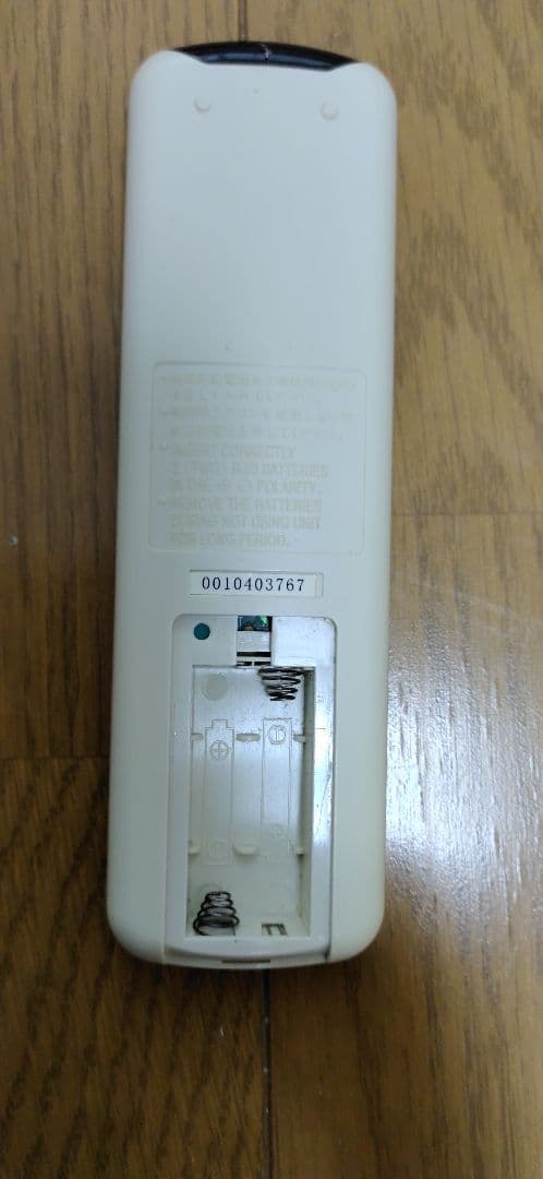 ハイアール　窓用エアコン ホワイト JAー16L