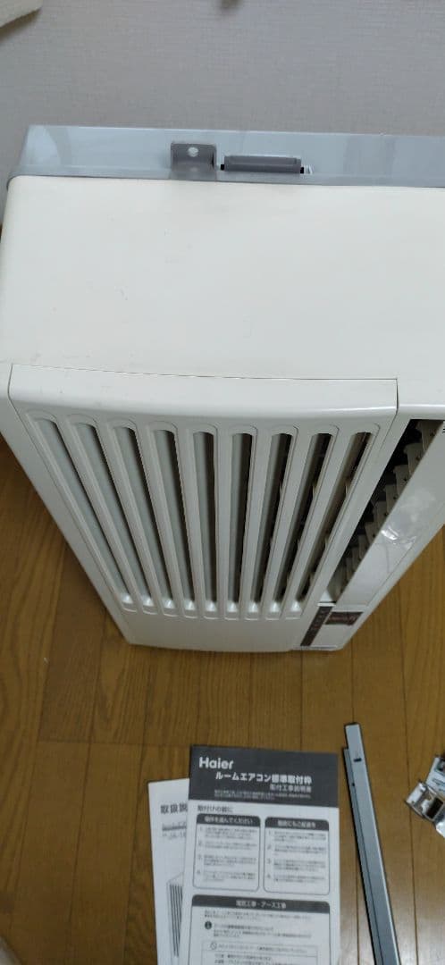 ハイアール　窓用エアコン ホワイト JAー16L