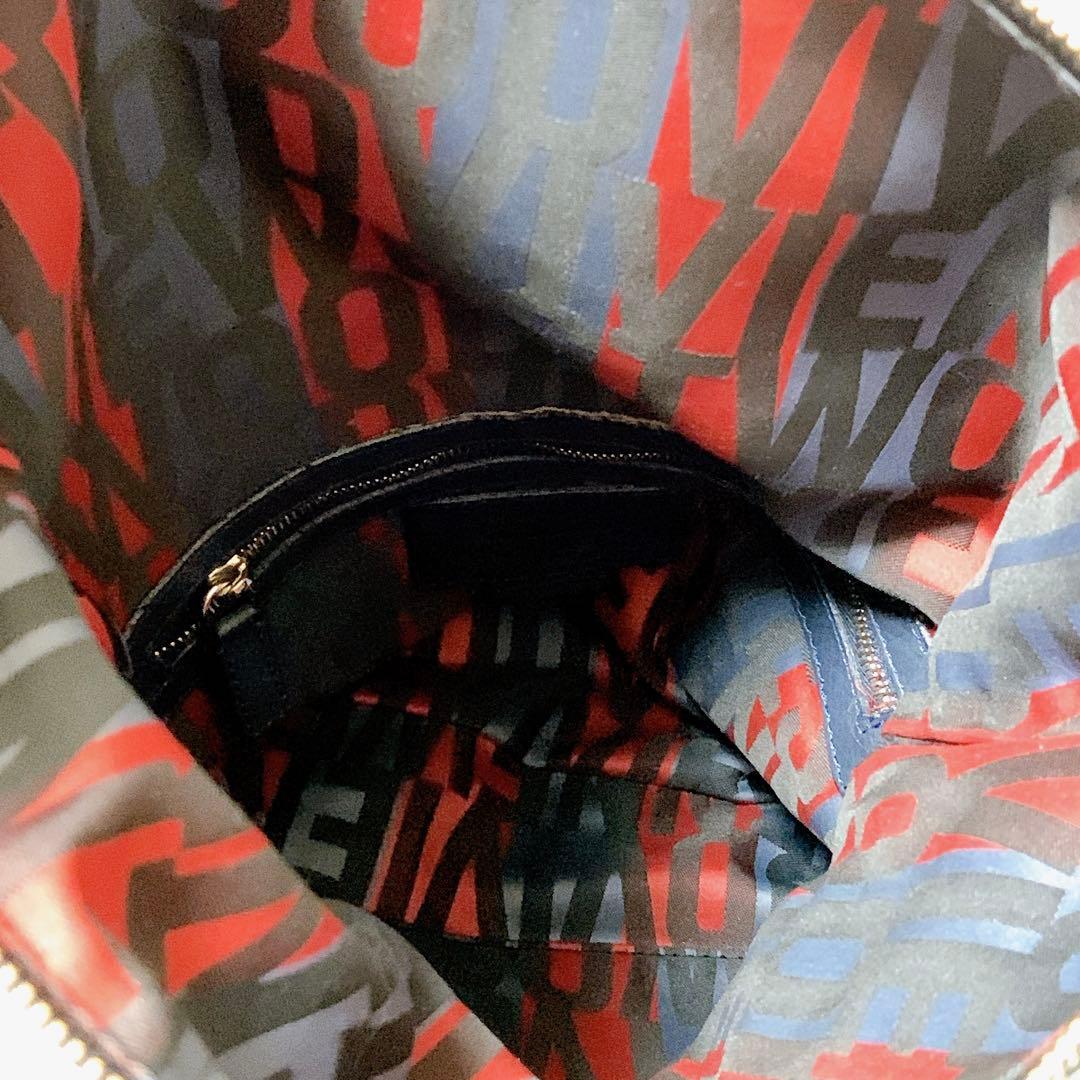 ヴィヴィアンウエストウッド　ショルダー　クラッチ　デカロゴ　ビッグオーブ　紺