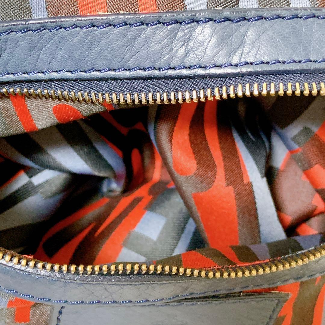 ヴィヴィアンウエストウッド　ショルダー　クラッチ　デカロゴ　ビッグオーブ　紺