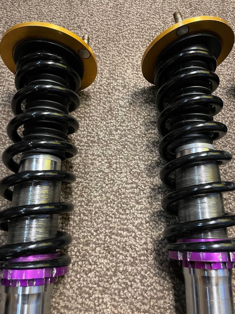 Z32とBNR32用のHKSコイルオーバー、