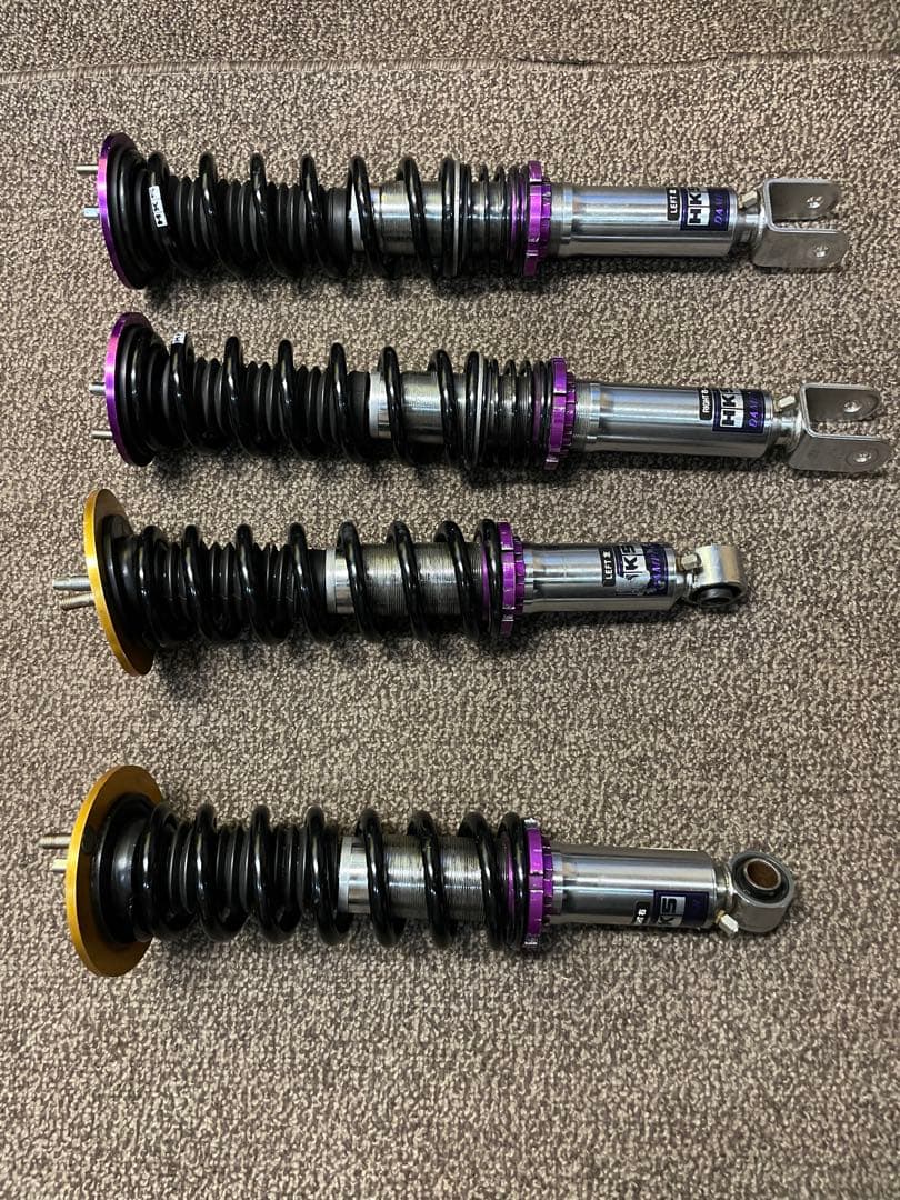 Z32とBNR32用のHKSコイルオーバー、