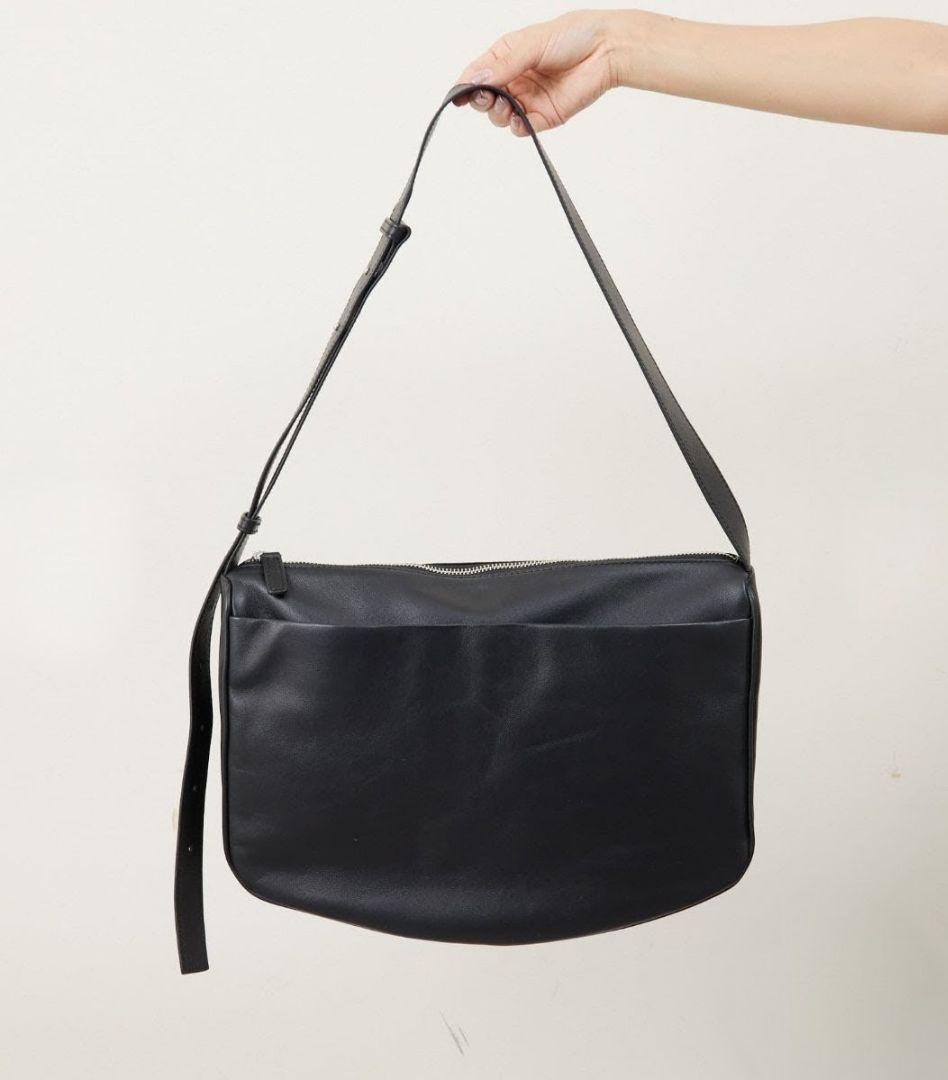 【イヤパピヨネ】スワローマチショルダーバッグ