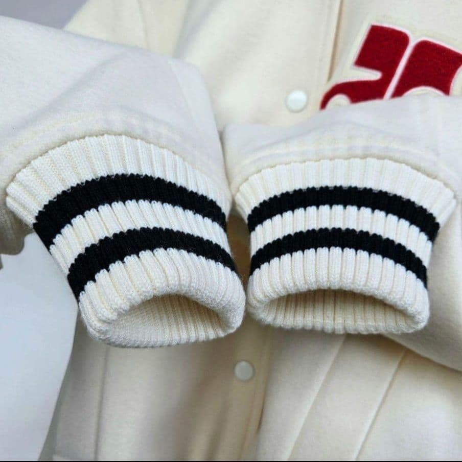 なはま@週末明けに評価します ; _ ;様☆希少★Courreges スタジャン