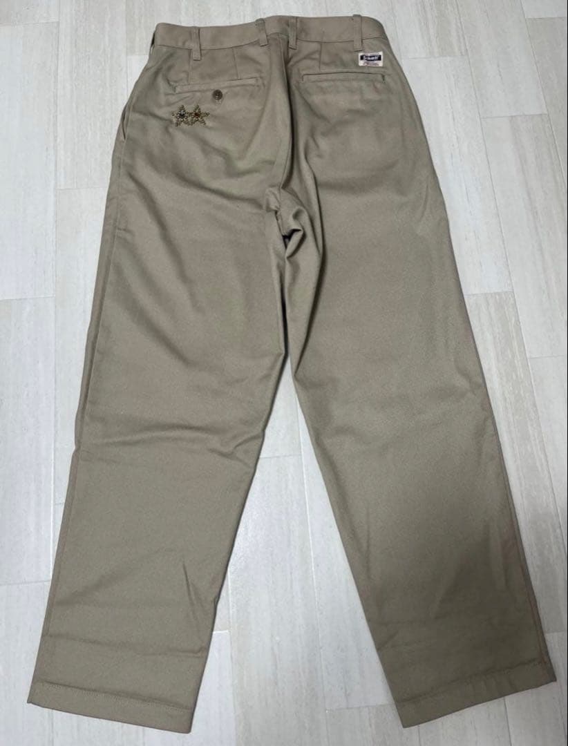【Schott タックパンツ フラワースタッズ付き】