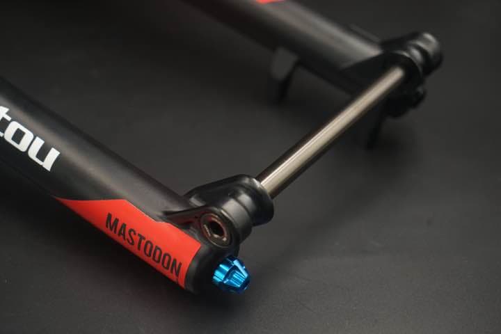 マニトウ マストドン surly   salsaファットバイク用