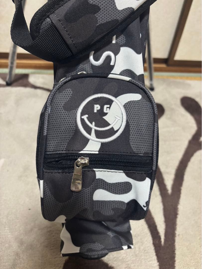 PEARLY GATES 迷彩セルフスタンドバック