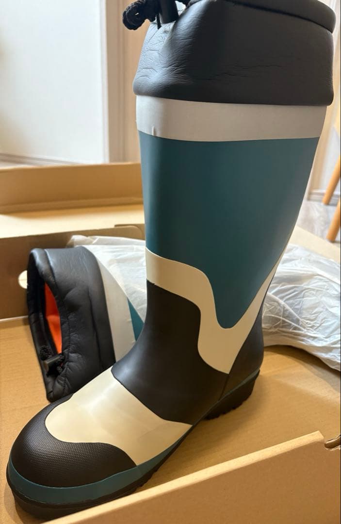 【新品・未使用】弘進ゴム　防寒安全長靴 27.0(LL)