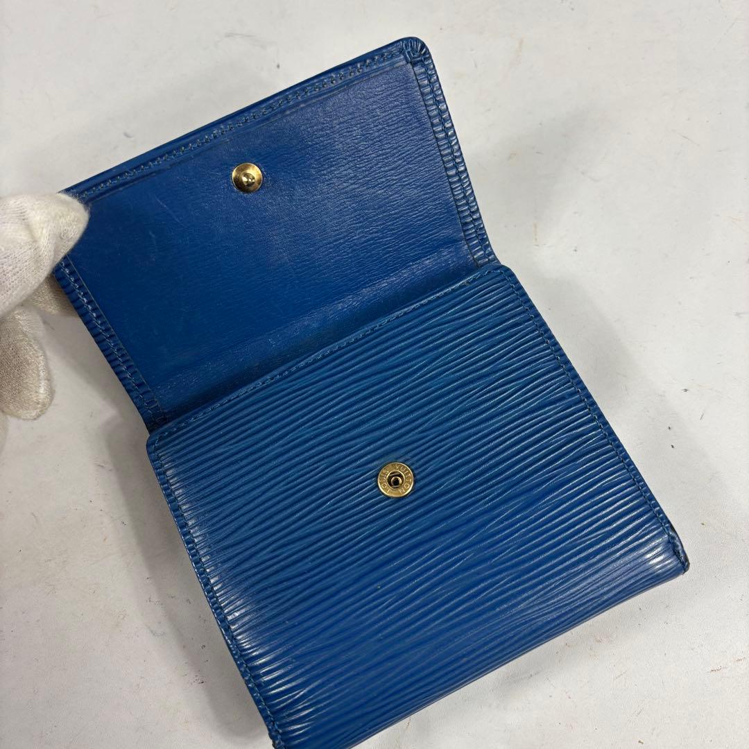 ルイヴィトン　エピ　Wホック　ポルトビエカルトクレディ　三つ折り財布　ブルー