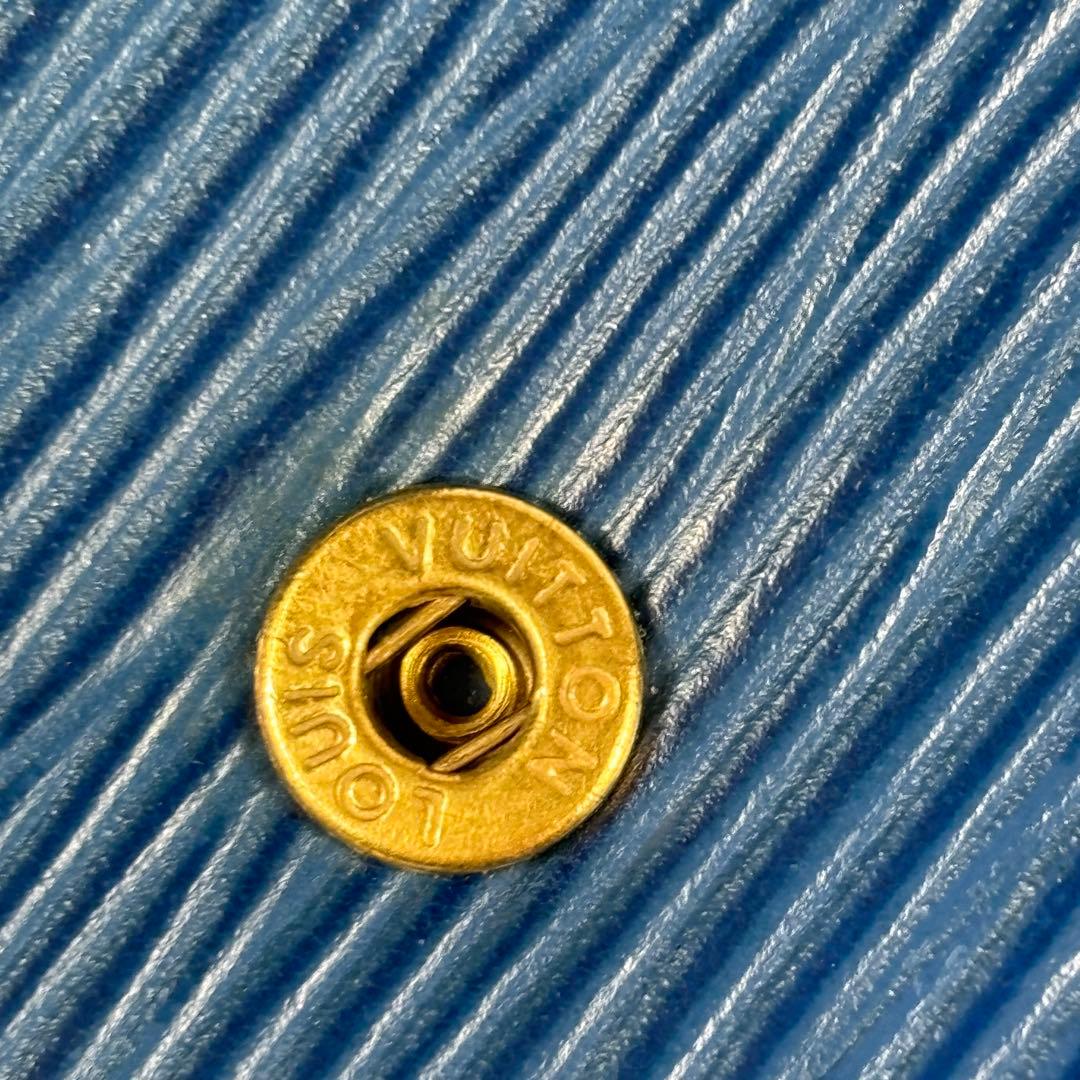 ルイヴィトン　エピ　Wホック　ポルトビエカルトクレディ　三つ折り財布　ブルー