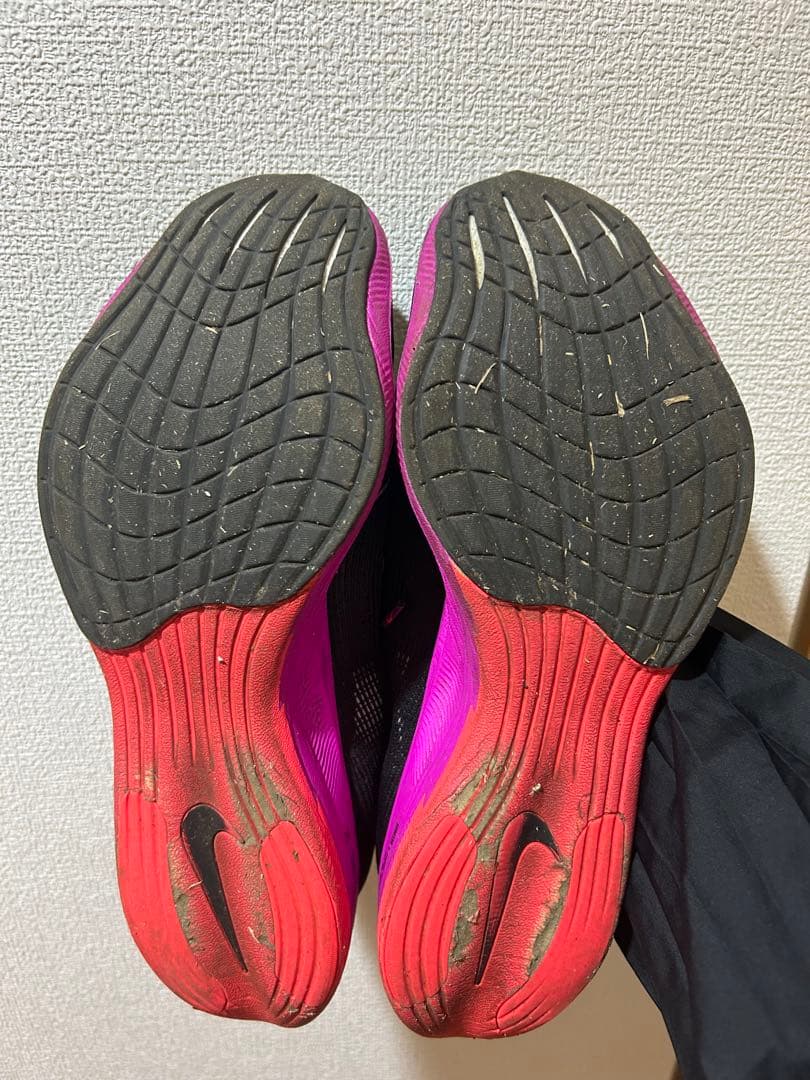 NIKE ヴェイパーフライ2 (26.5センチ)