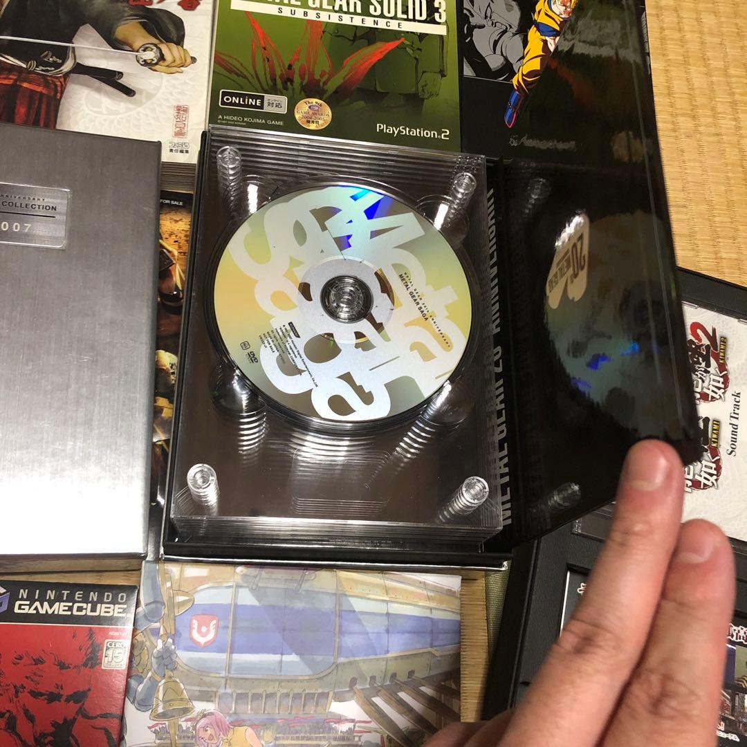 まとめ売り　龍が如く　ドラゴンクエスト　メタルギア　ゲームソフト　攻略本　他