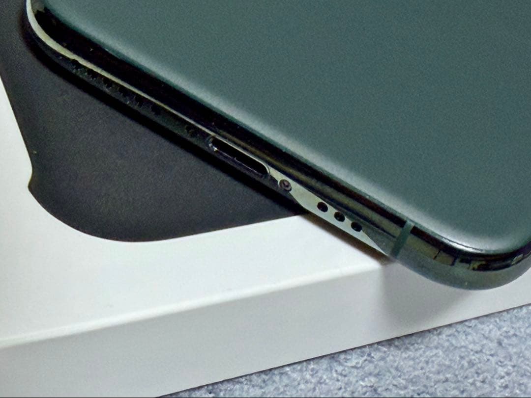 iPhone11 Pro 64GB SIMフリー 純正ケース付き