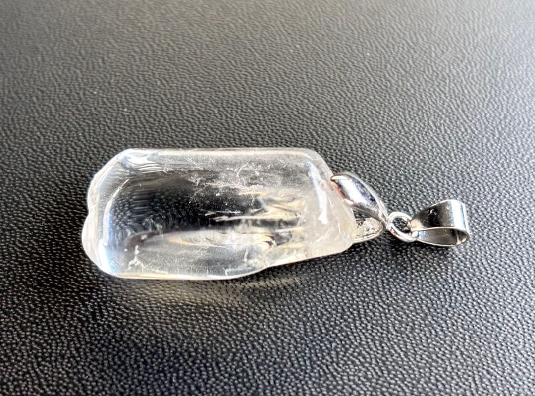 限定特価　究極品質　タンザニアマスタークリスタル　モンドクオーツのジェネシスPT