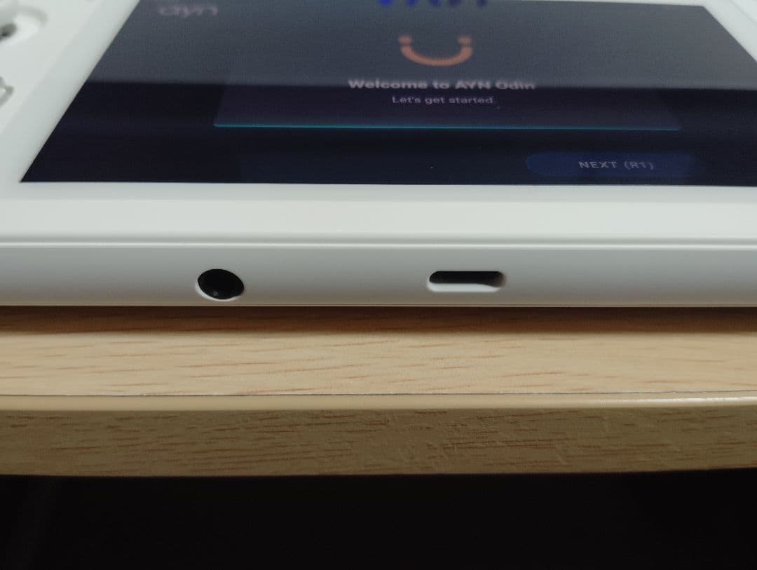 AYN Odin2 Mini pro 12GB/256GB ホワイト