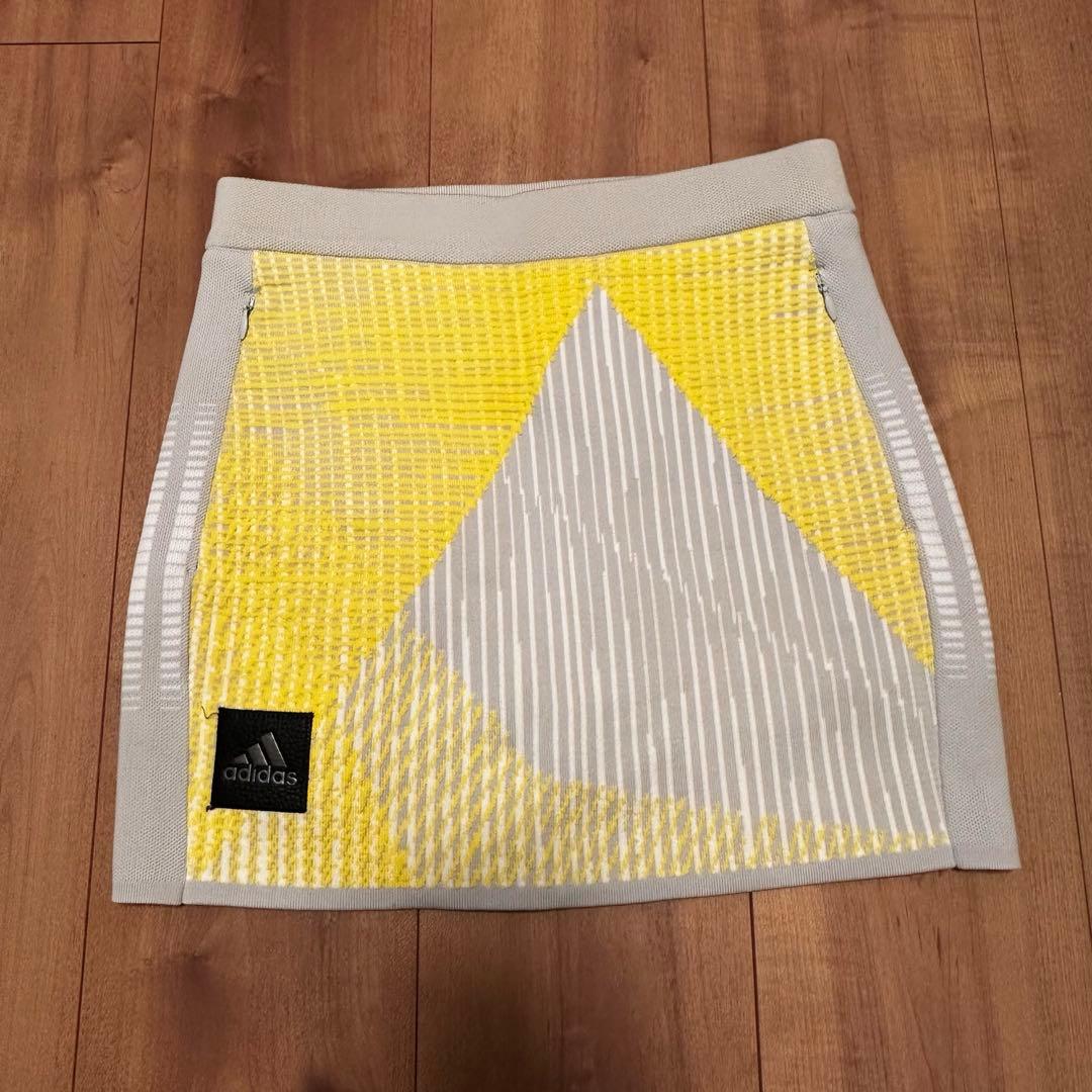 フード付きパーカー　タイトスカート　セットアップ　ニット　秋冬　長袖　セーター