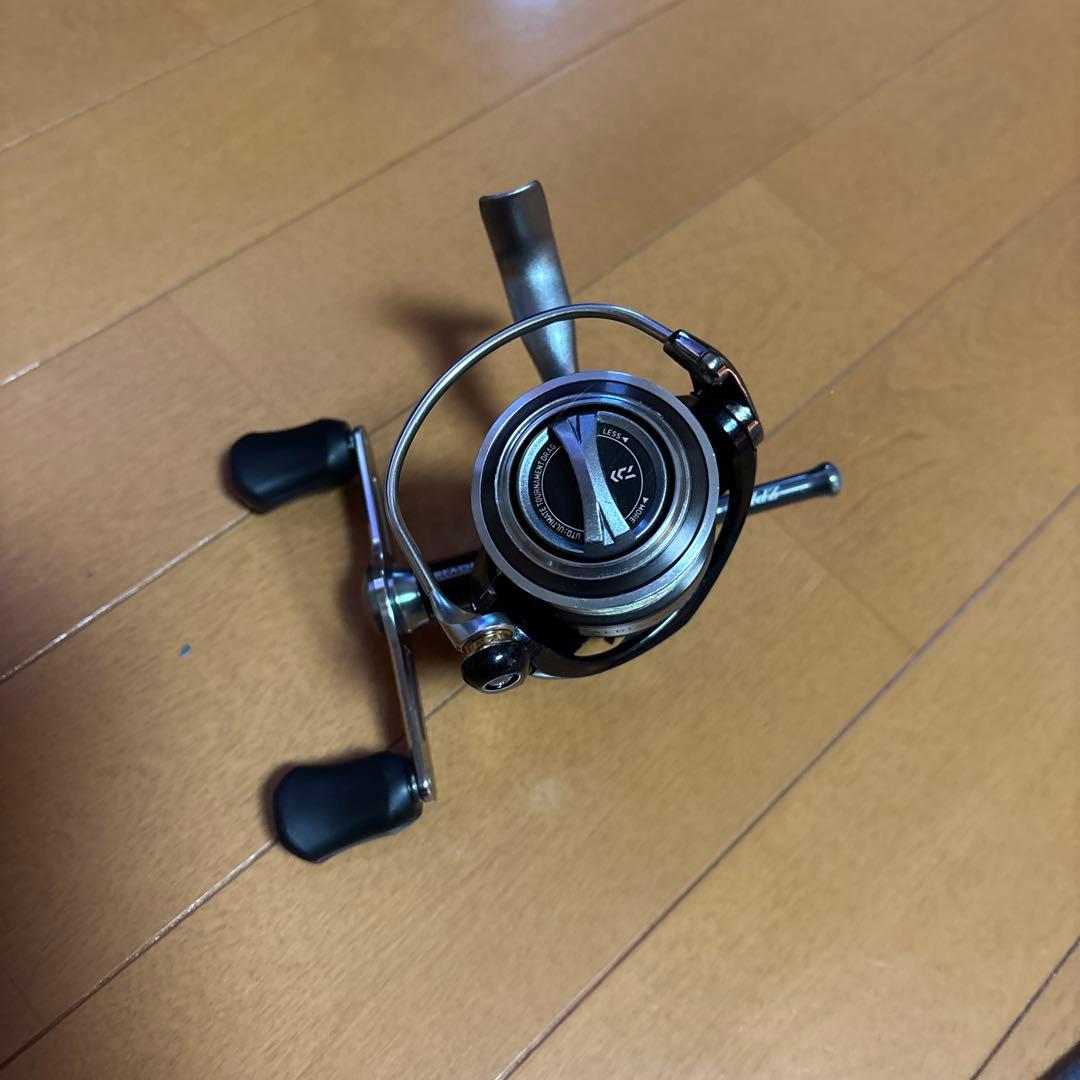 Daiwa CALDIA 2506 スピニングリール