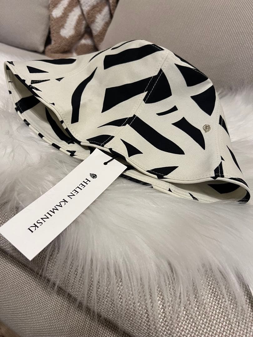 新作！【滝沢眞規子】さん着用　ヘレンカミンスキー Baja 国内完売