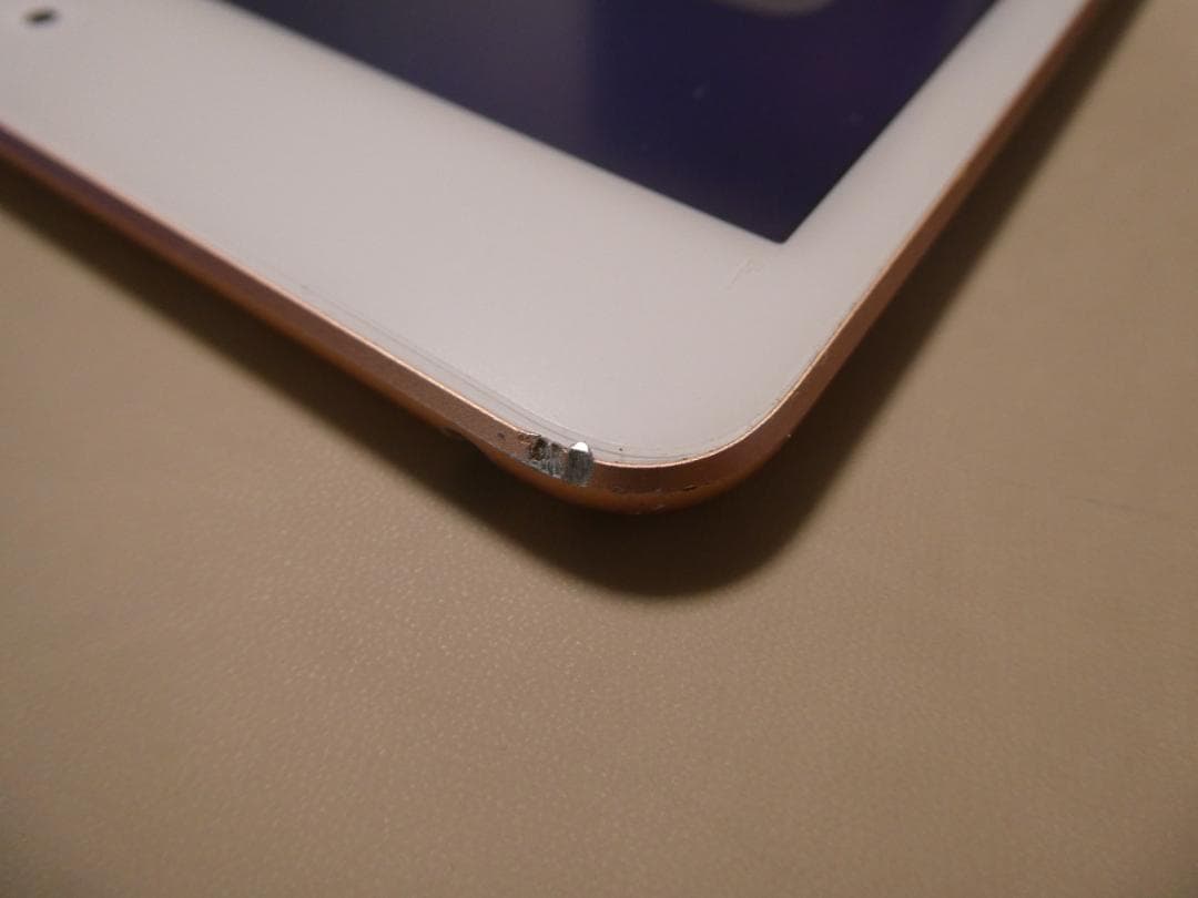 Apple iPad mini (モデル A2133)