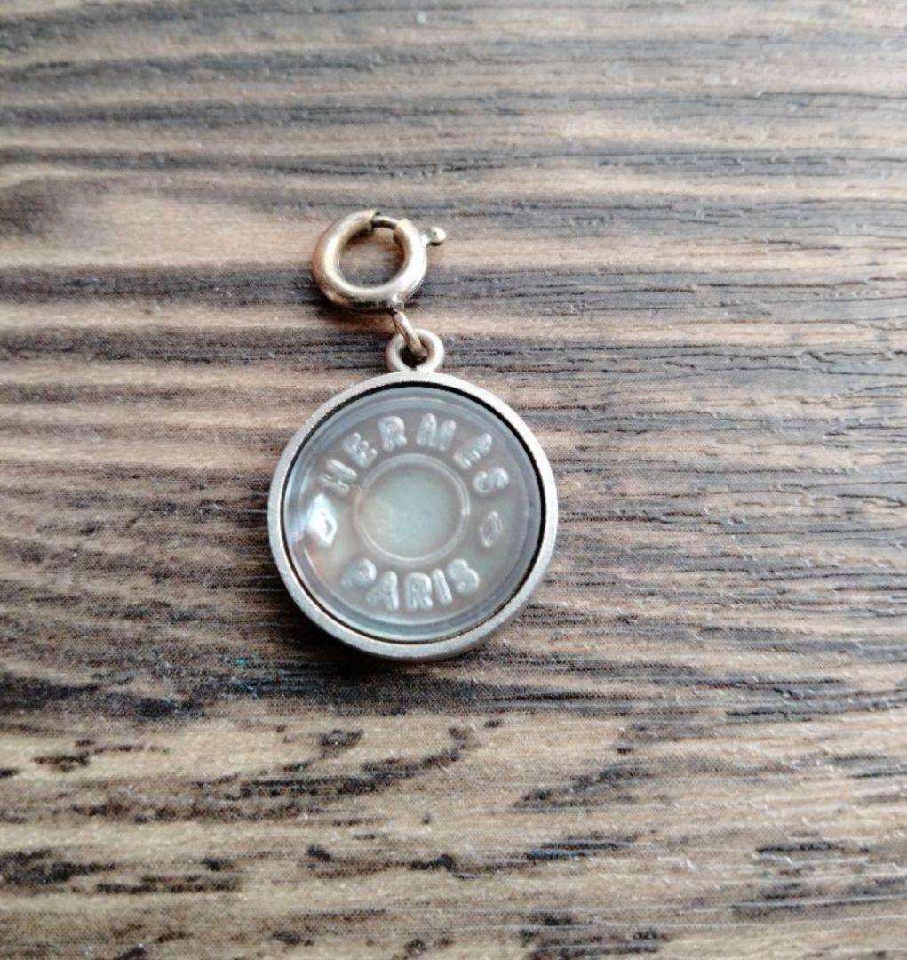 ★未使用★ HERMES セリエ シェル　ペンダントトップ チャーム