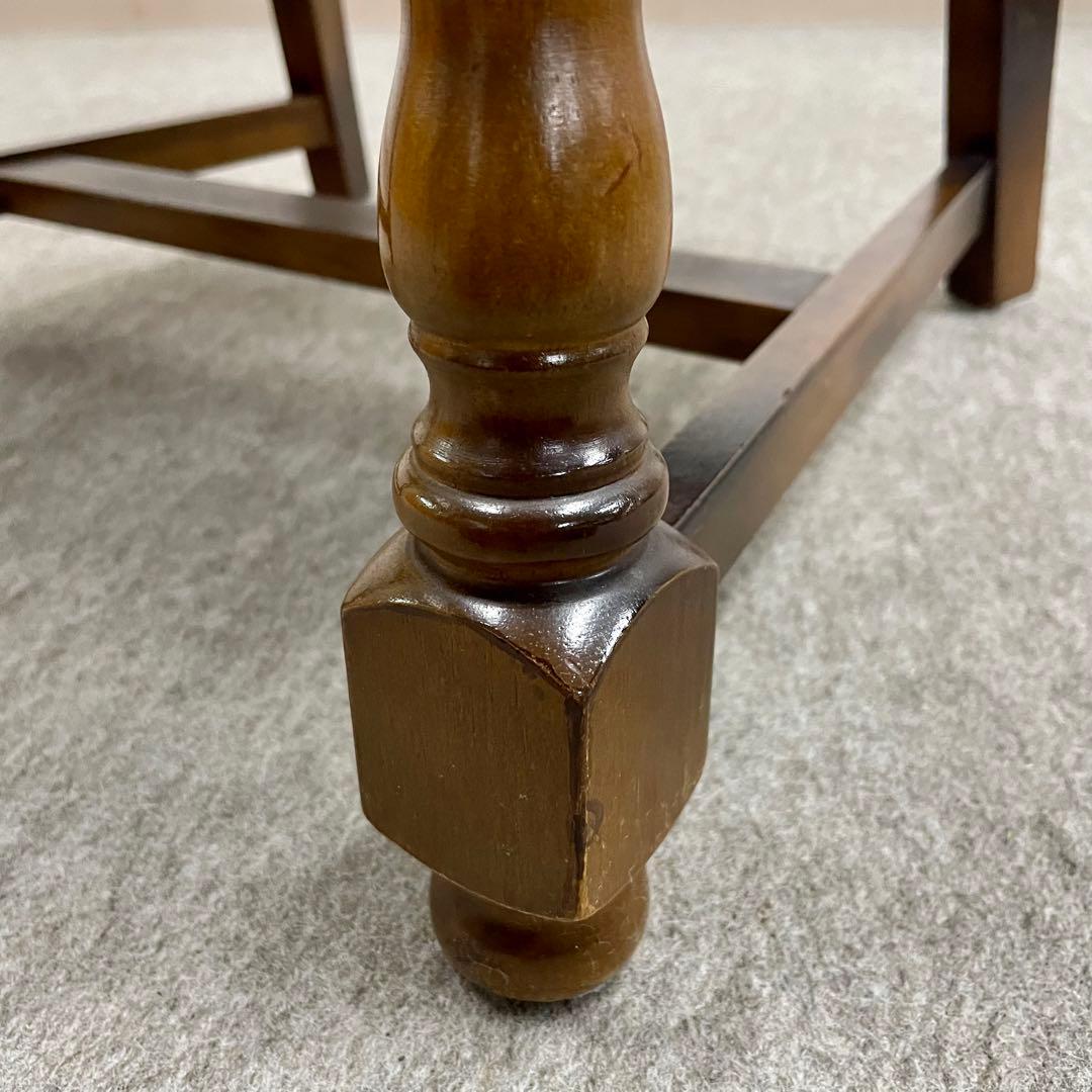 【カリモク】\"コロニアル\"CC3400 肘付食堂椅子 No.4