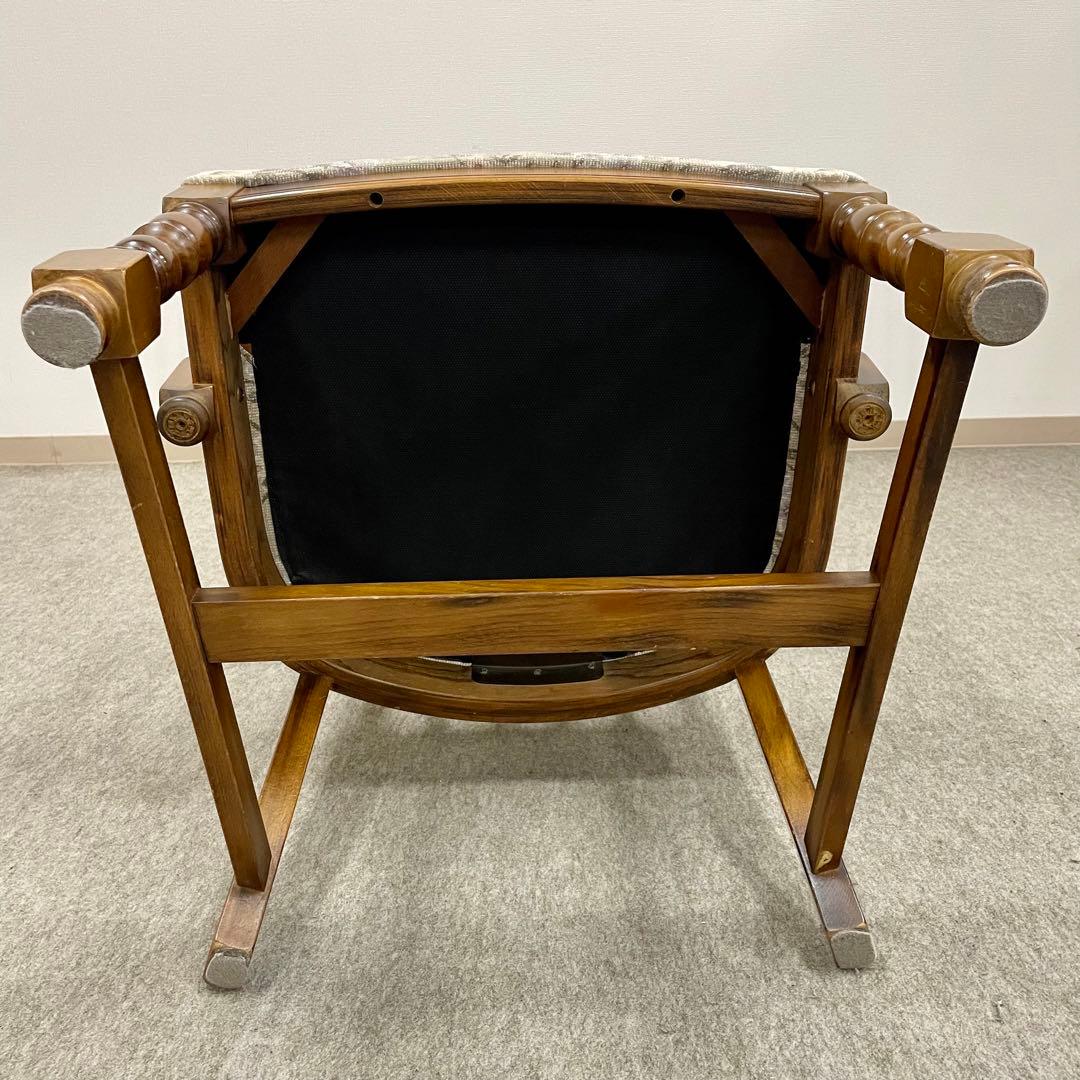 【カリモク】\"コロニアル\"CC3400 肘付食堂椅子 No.4