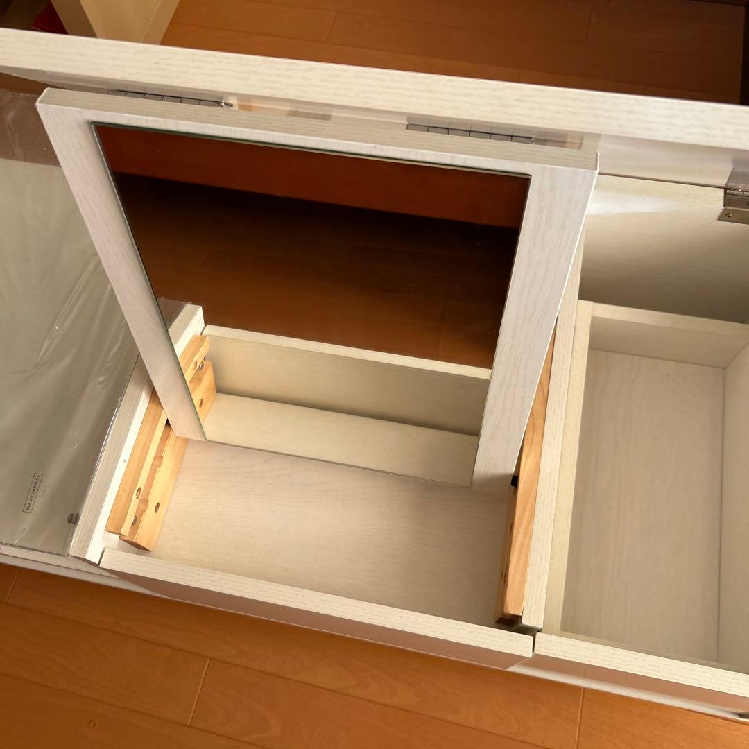 最終値下げ　LOWYA ロウヤ センターテーブル&ドレッサー　ホワイト