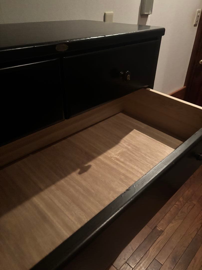 SALVA/アンティーク調　チェスト