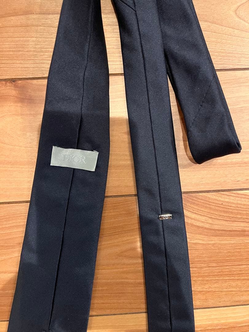 Dior Kaws Beeネクタイ ネイビー