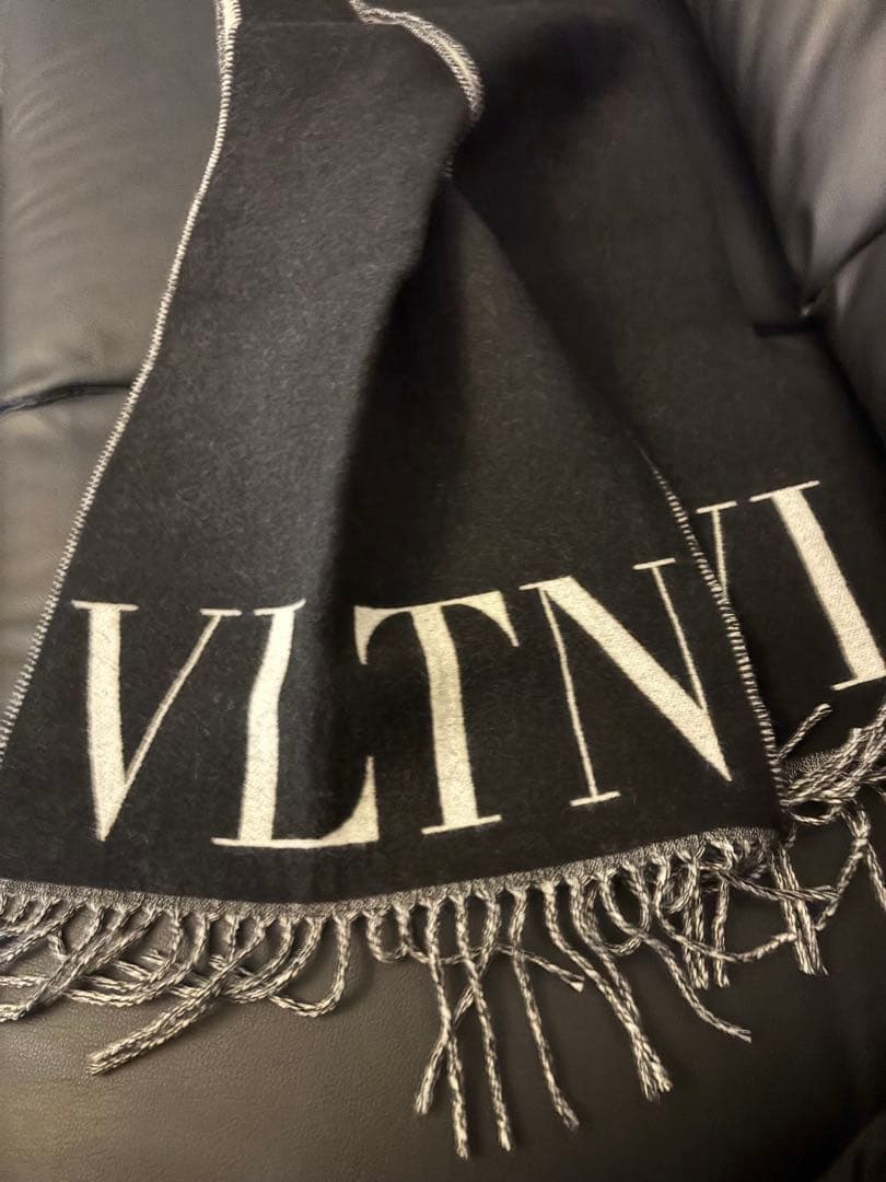 VALENTINO ヴァレンティノ　カシミヤ　ウールマフラー　使用数回美品