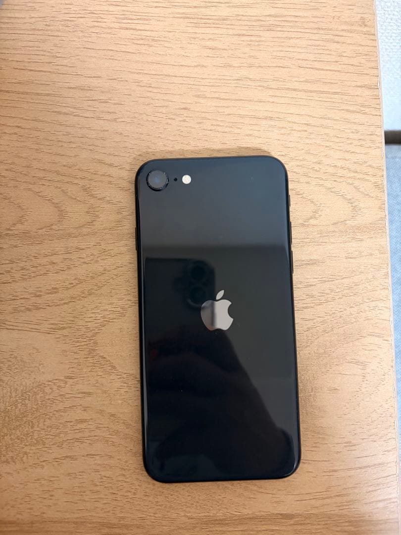 Apple iPhone SE 2世代　128GB